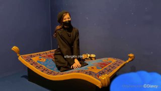 Jazmin luv在荣耀洞里与一根大黑鸡巴狂野地相遇
